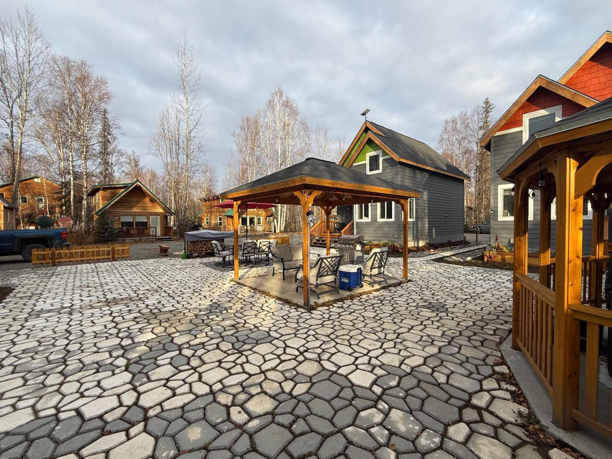Talkeetna Log Cabin With Hot Tub Unit 2 Dış mekan fotoğraf